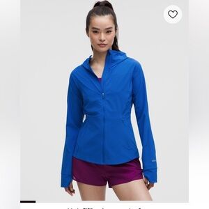 Lululemon Mist Over Windbreaker - Galactic Blue size 8